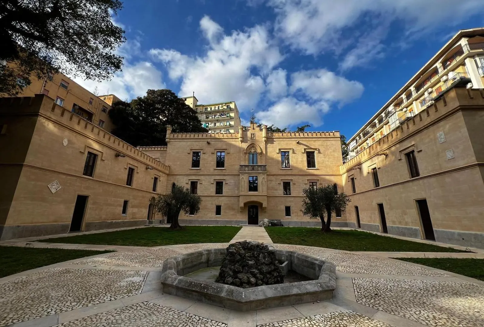 Villa Alliata Di Pietratagliata Palermo